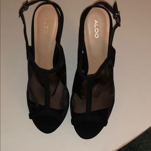 black Aldo platform mesh wedges...